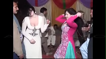 Pakistani Hot Escort Dancing in Wedding Party - fckloverz.com Get your escorts to enjoy your parties and nights.